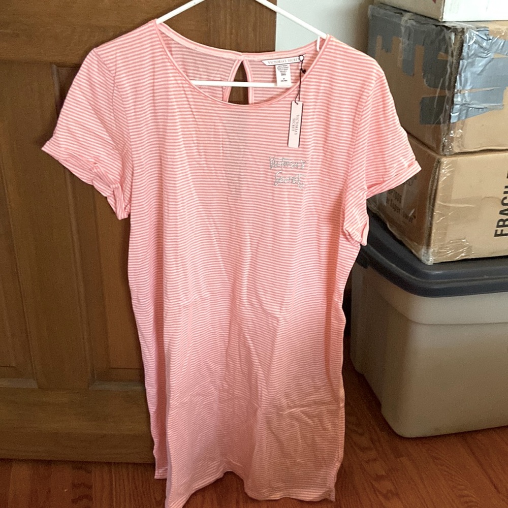 Victoria secret night tshirts pink size medium